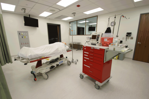 Photo of a simulation room.